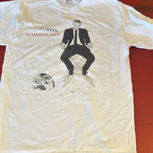 Justin Timberlake tour tee medium Hanes White Graphic Tee with Black and Red